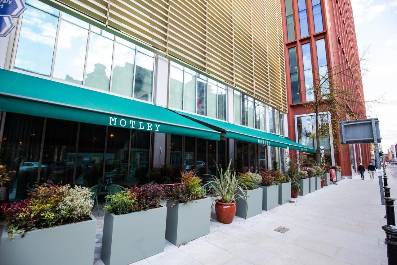 Yotel Manchester Deansgate Exterior photo MOTLEY